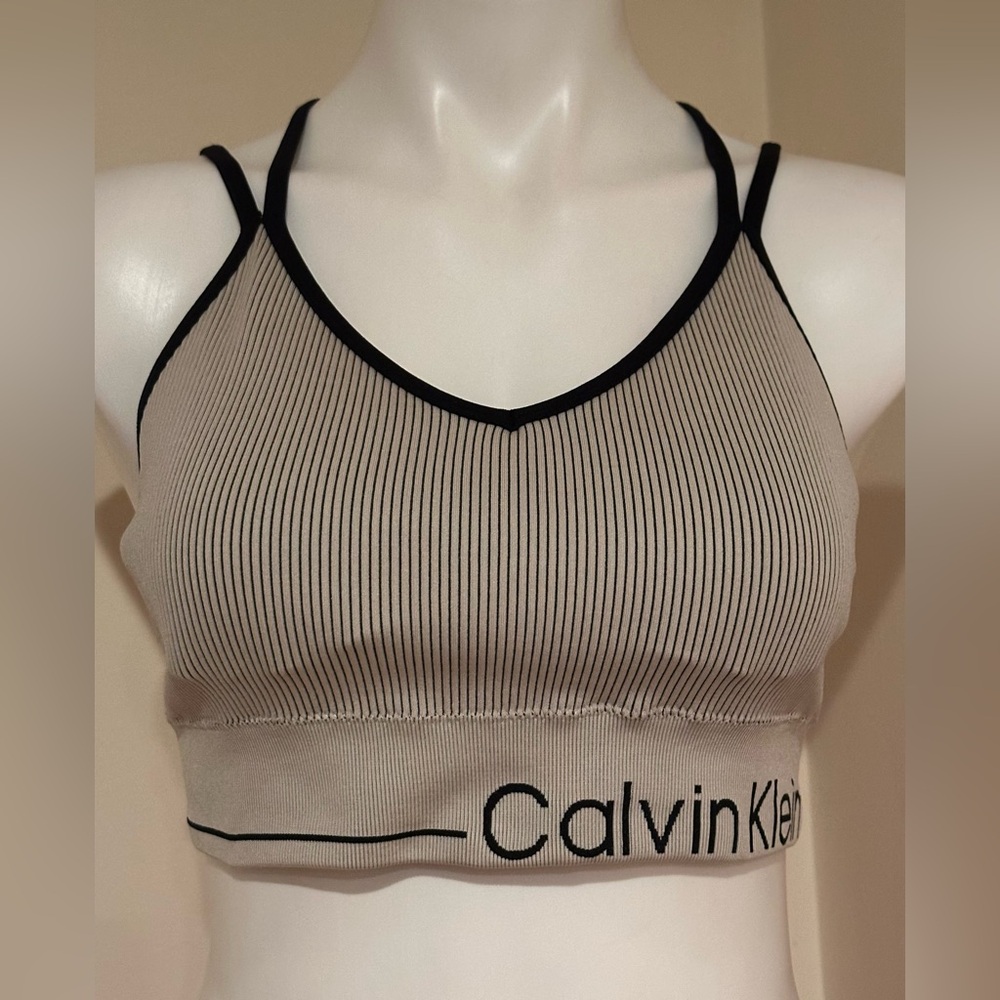 Calvin Klein Tan Black Sports Seamless Racerback.Straps.Bra. Removable Pads Sz M
